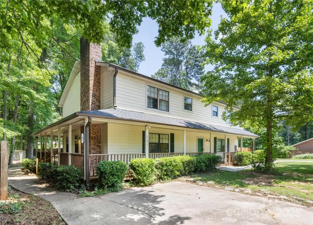 $799,000 | 101 Courtney Lane, Matthews, NC 28105