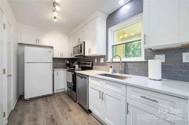 $799,000 | 101 Courtney Lane, Matthews, NC 28105