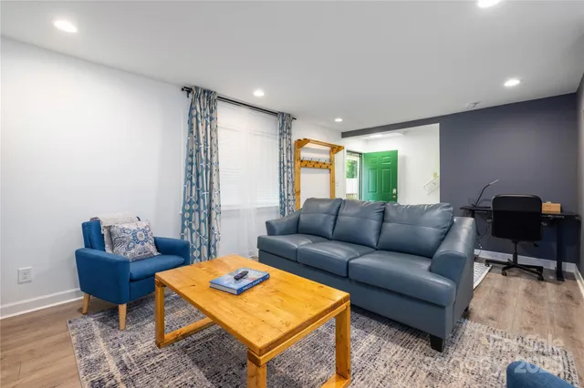 $799,000 | 101 Courtney Lane, Matthews, NC 28105