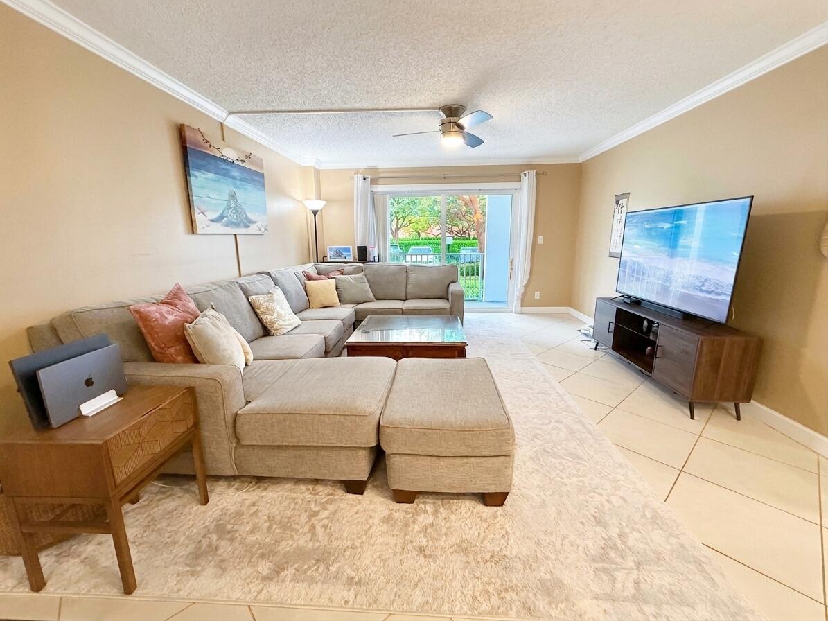 950 Ponce De Leon Road, Unit 104 Boca Raton, FL 33432 - Photo 16 of 42 Living Room