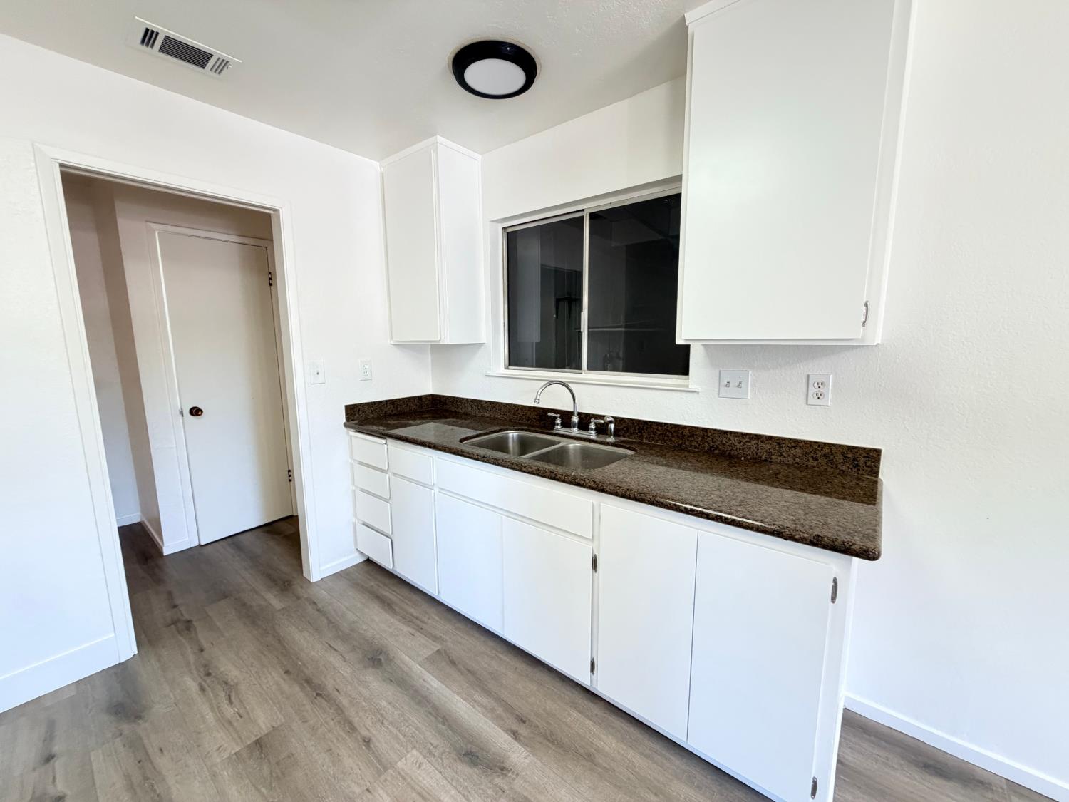 10 G Street Isleton, CA 95641 - Photo 11 of 28