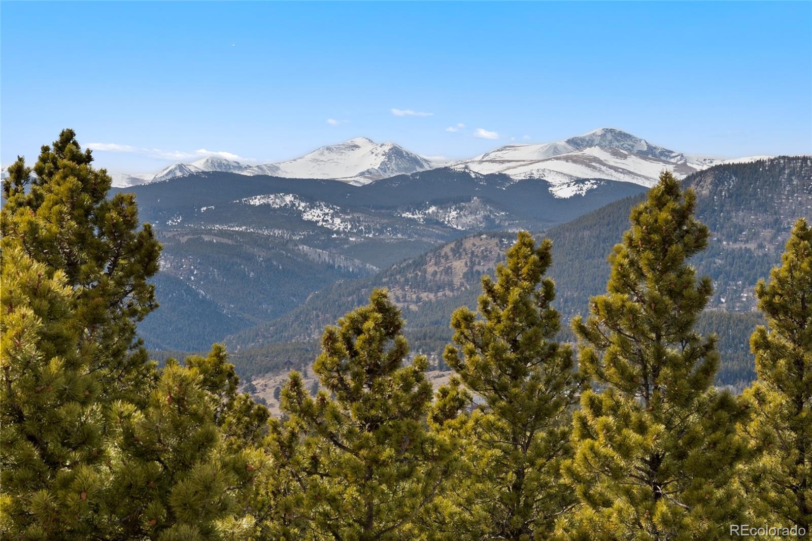 660 Coyote Circle Black Hawk, CO 80422 - Photo 3 of 46 a view of a city