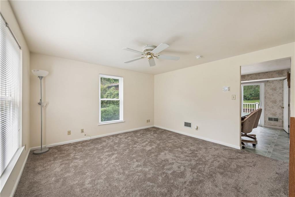 1148 Harvard Road Monroeville, PA 15146 - Photo 25 of 38 Second living quarters, Living Room