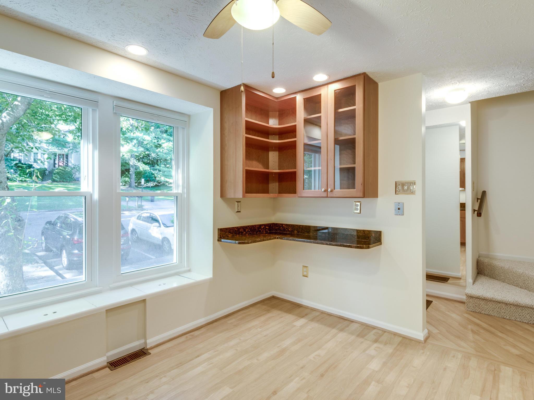 11038 Granby Court Reston, VA 20191 - Photo 6 of 30 Kitchen