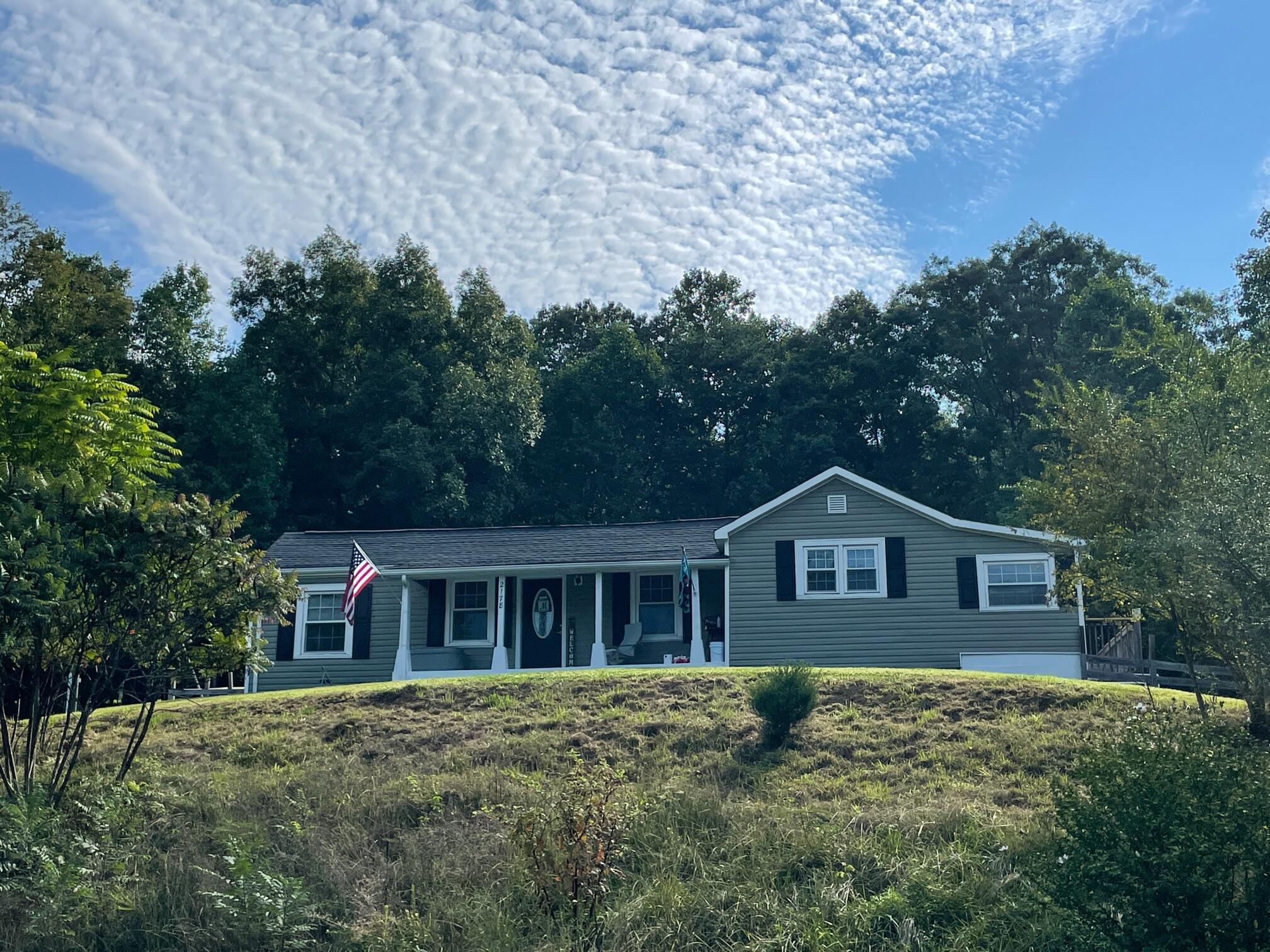 2178 Jordantown Road Thaxton, VA 24174 - Photo 1 of 34 IMG_0333