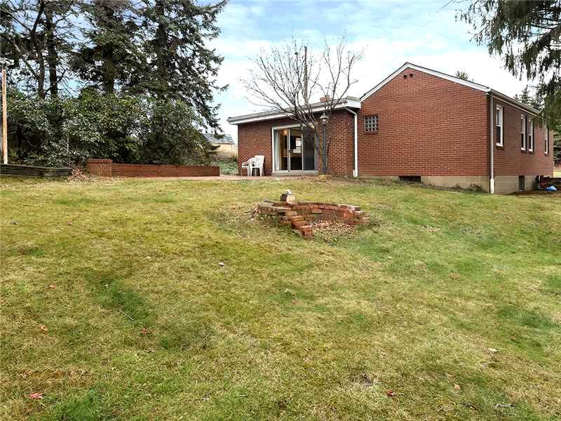 1672 Sample Road Allison Park, PA 15101 - Photo 6 of 25 Yard/Garden.