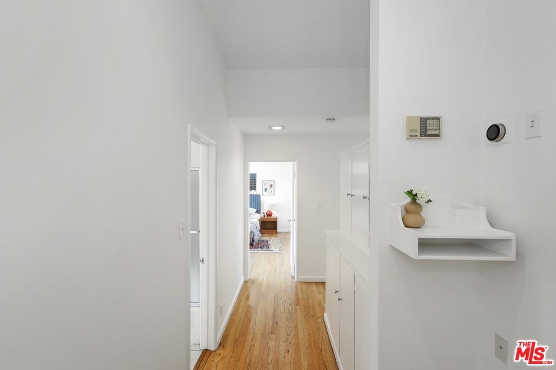 4357 Cedarhurst Circle Los Angeles, CA 90027 - Photo 34 of 51