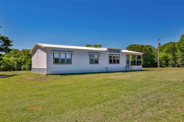 $499,000 | 542 County Road 222, Gainesville, TX 76240