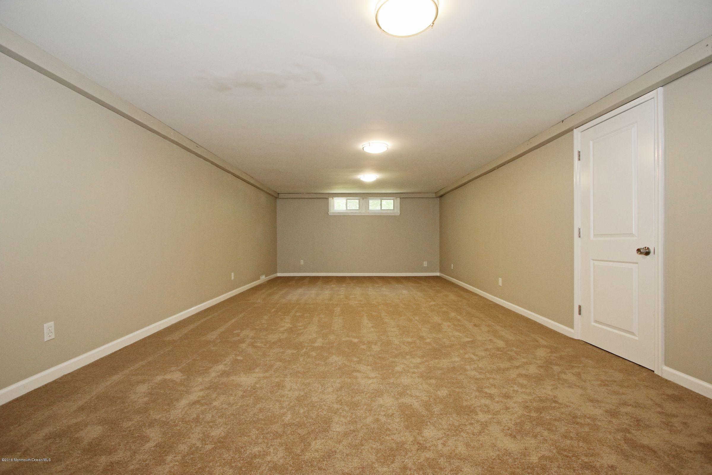 5 Reeds Road Tinton Falls, NJ 07724 - Photo 28 of 36 preeds34