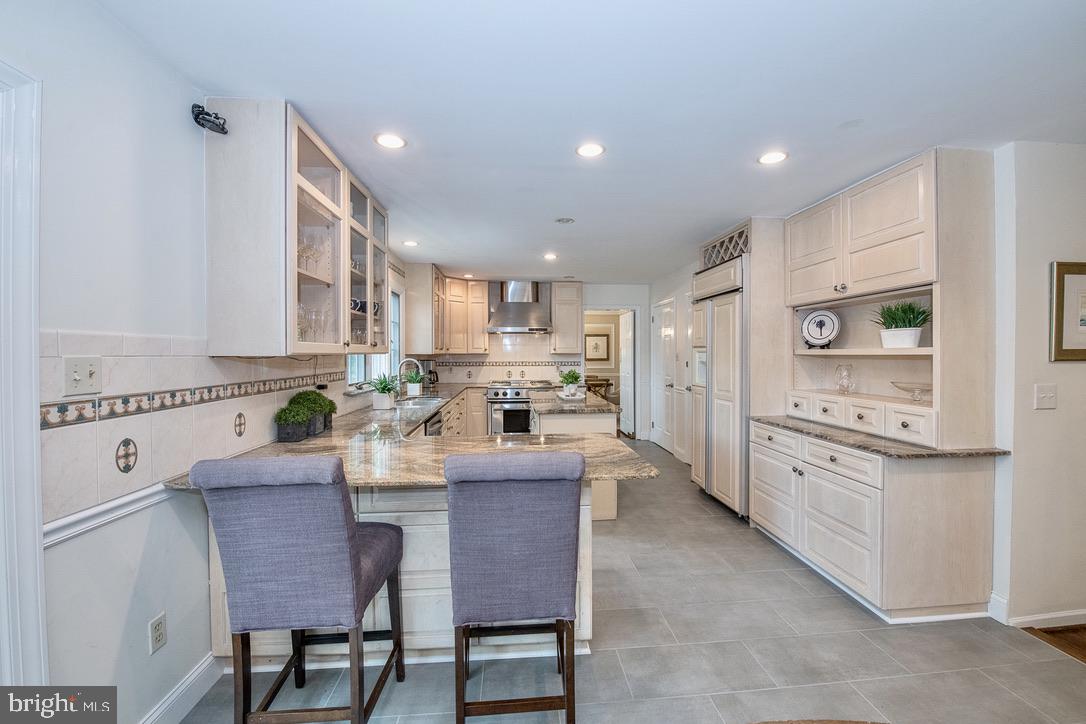 709 Governor Circle Newtown Square, PA 19073 - Photo 13 of 46
