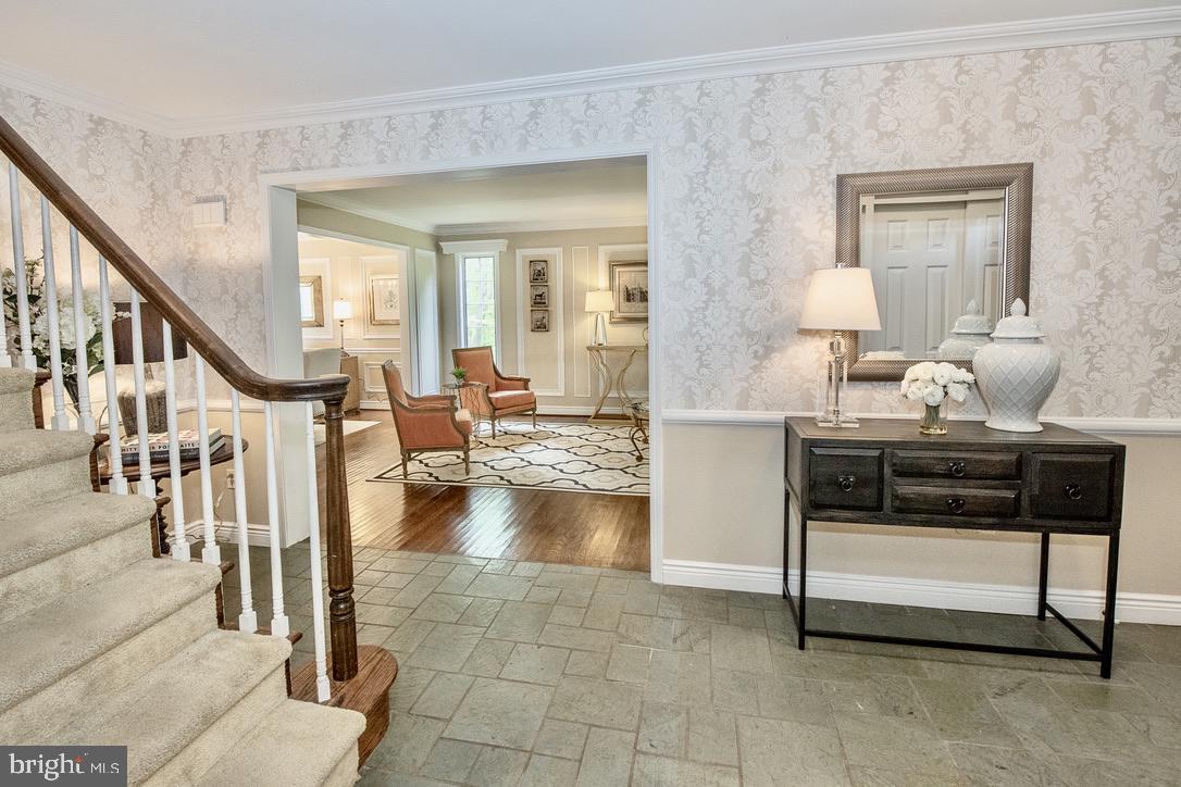 709 Governor Circle Newtown Square, PA 19073 - Photo 24 of 46
