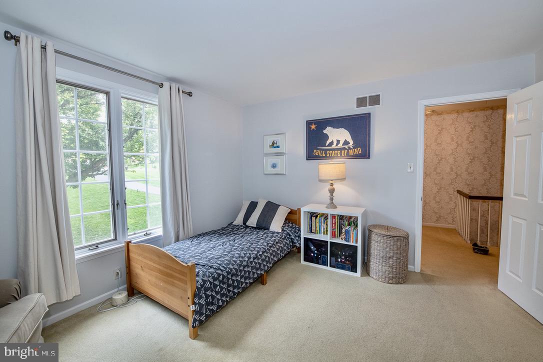 709 Governor Circle Newtown Square, PA 19073 - Photo 25 of 46