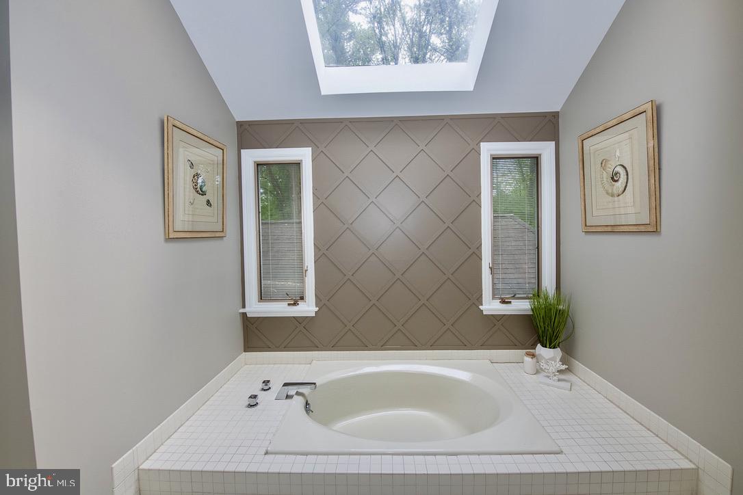 709 Governor Circle Newtown Square, PA 19073 - Photo 34 of 46