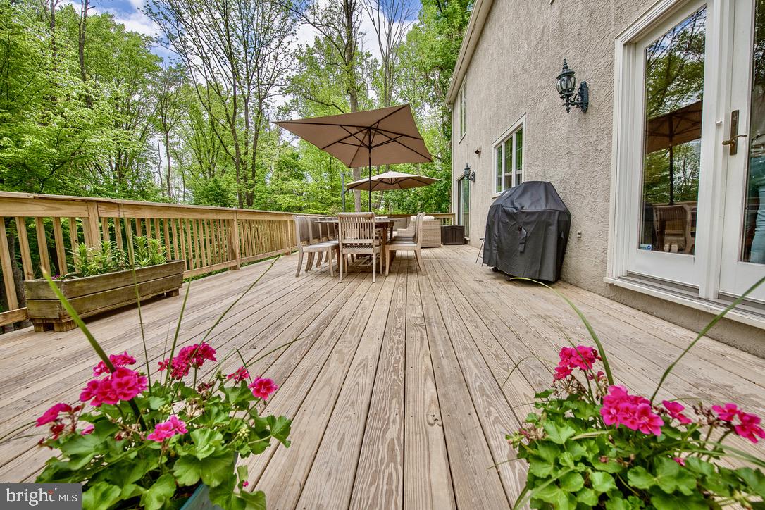 709 Governor Circle Newtown Square, PA 19073 - Photo 38 of 46
