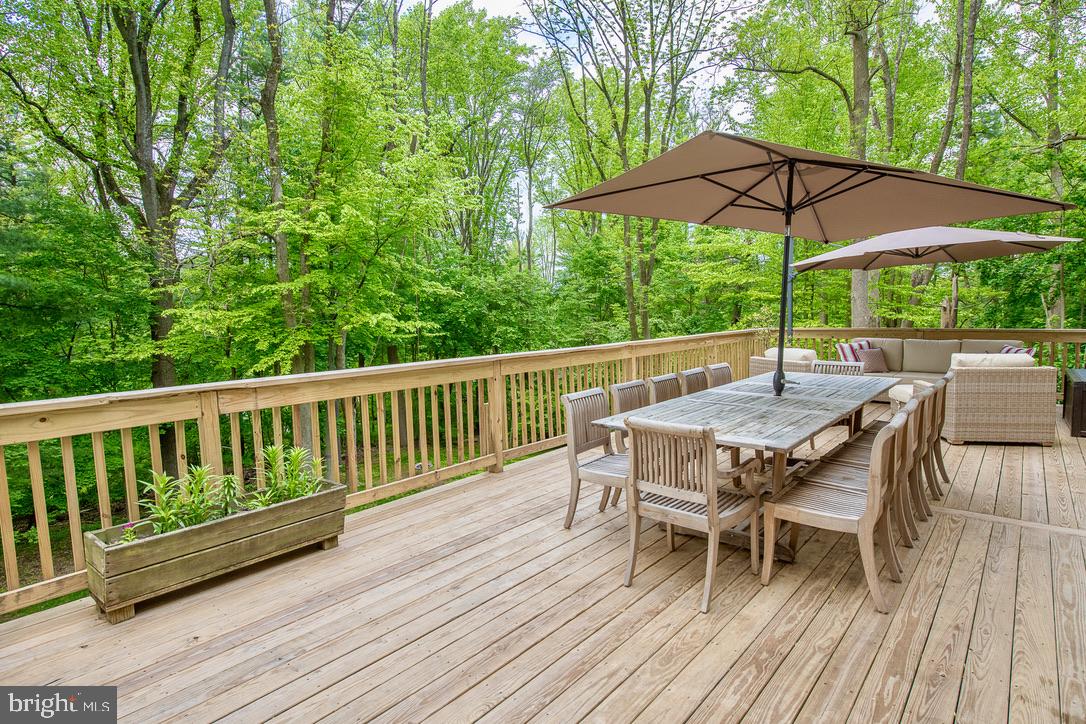 709 Governor Circle Newtown Square, PA 19073 - Photo 39 of 46
