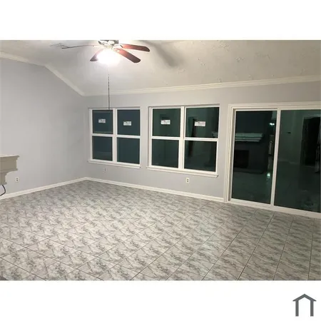 a black and white photo of a room