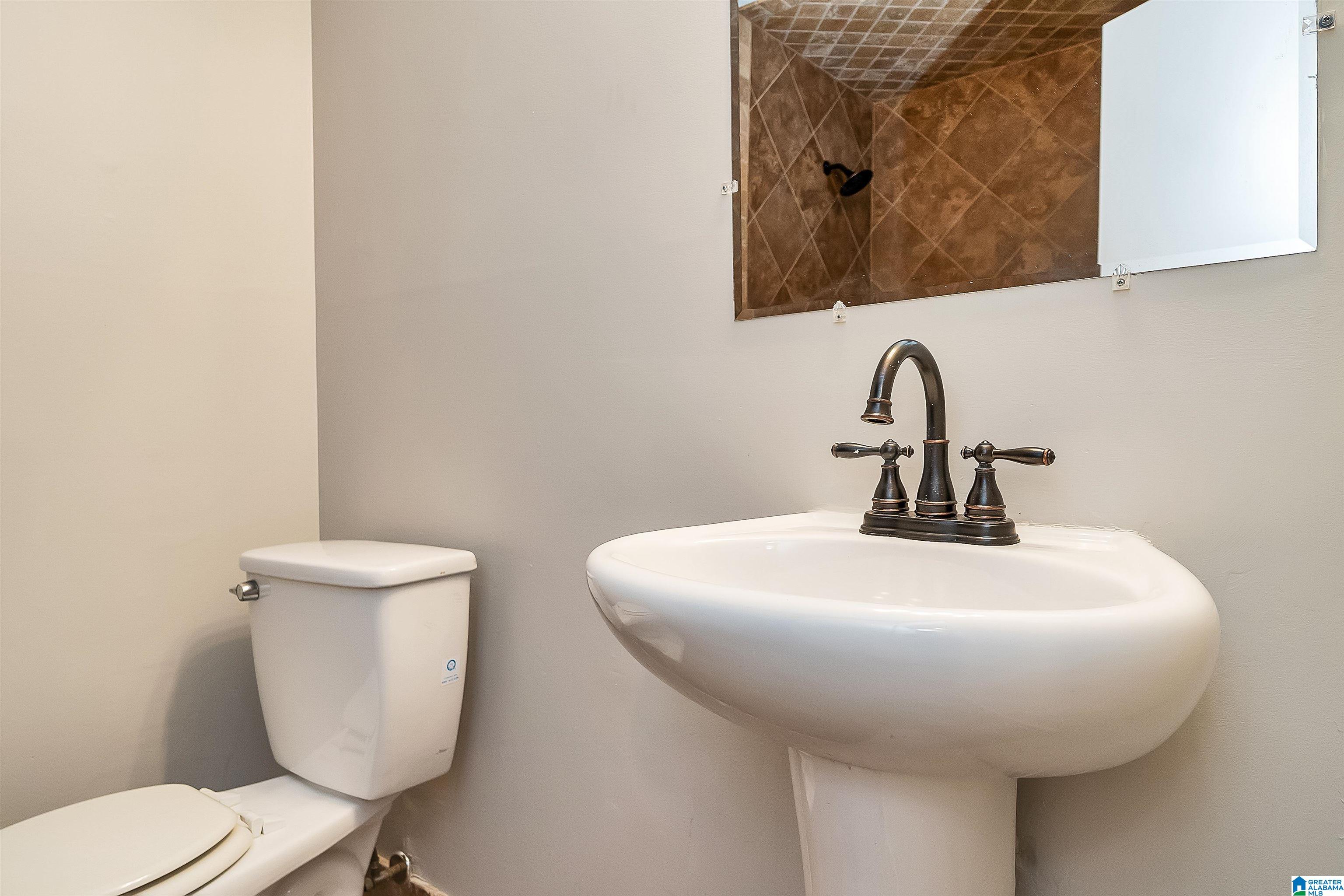 1606 Thomas Drive Southwest Decatur, AL 35601 - Photo 10 of 25