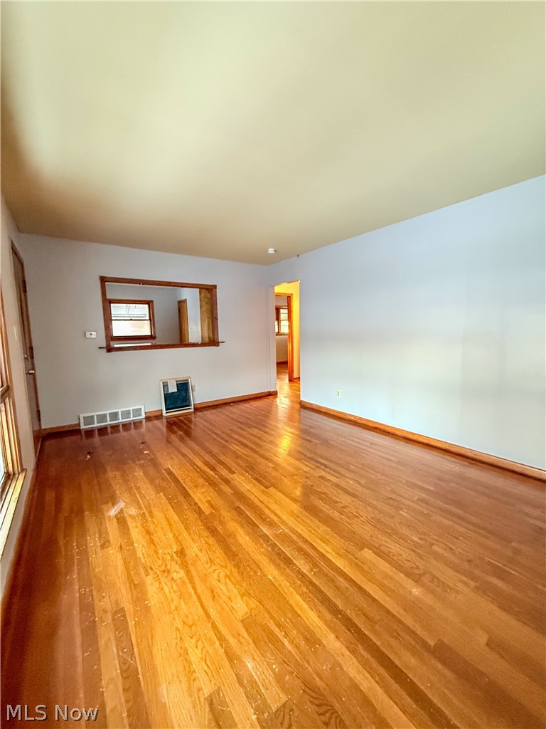 934 Nevin Street Akron, OH 44310 - Photo 11 of 33 Gallery Image 11
