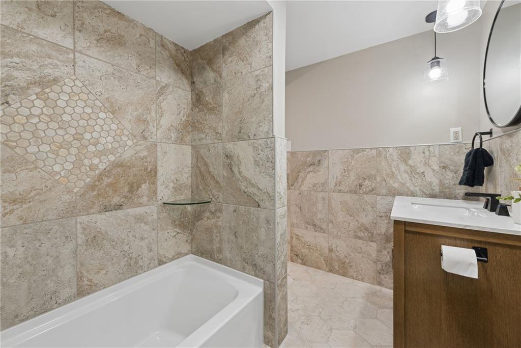 2317 Marbury Road Pittsburgh, PA 15221 - Photo 14 of 23 Gallery Image 14