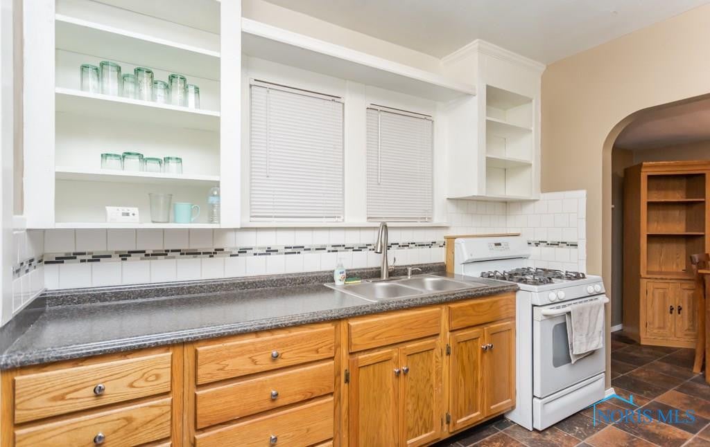 1836 Wyndhurst Road Toledo, OH 43607 - Photo 14 of 31 Gallery Image 14