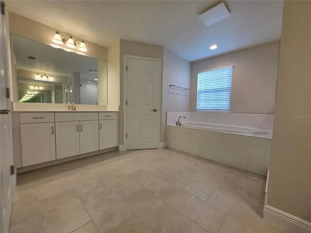 $3,500 | 13137 Wellspring Drive, Lithia, FL 33547