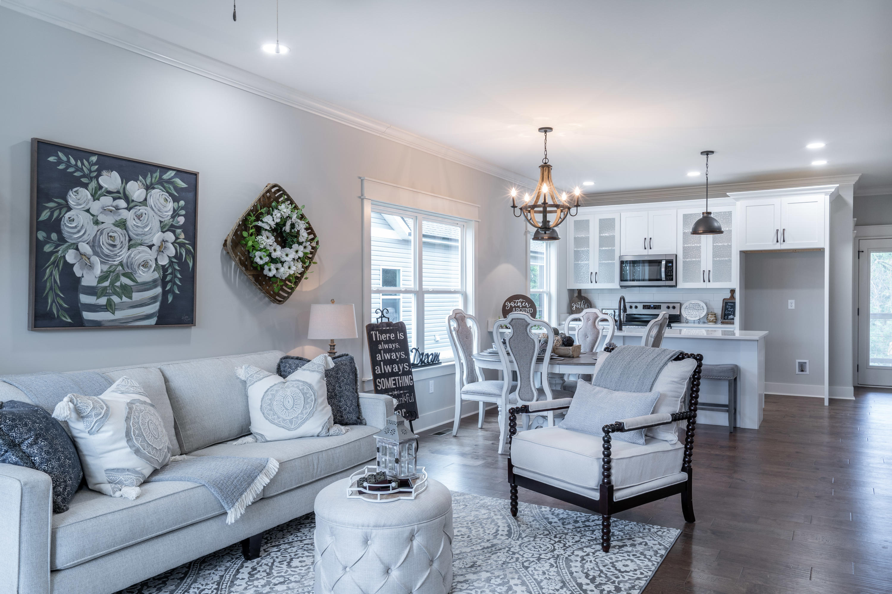 7137 Lea Road, Unit LOT 4 Chattanooga, TN 37421 - Photo 7 of 46 Living Room
