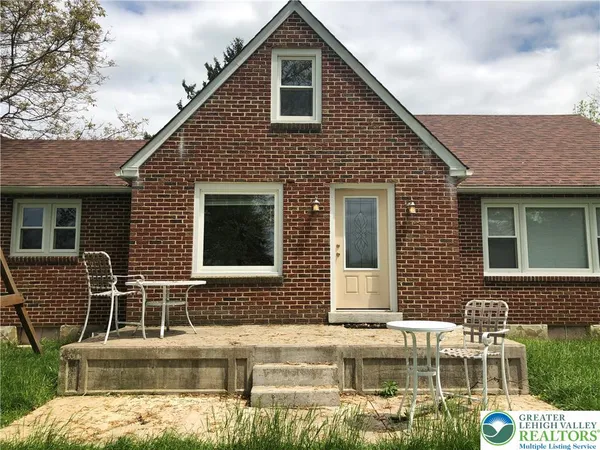 $2,500,000 | 1931 Meadows Road, Hellertown, PA 18055