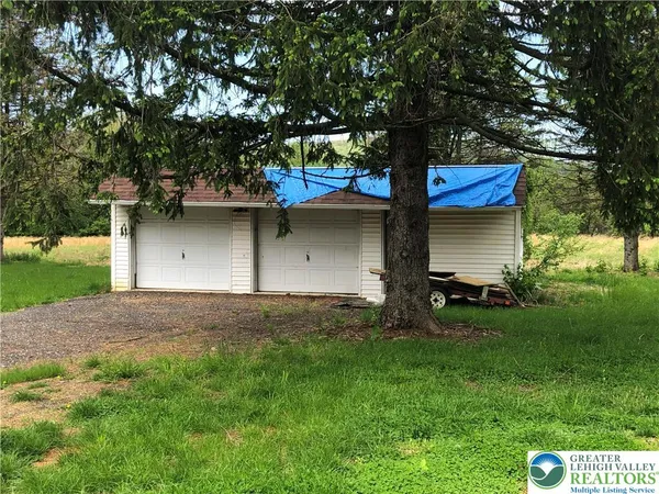 $2,500,000 | 1931 Meadows Road, Hellertown, PA 18055