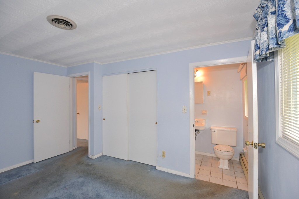 7 Brownlea Road Framingham, MA 01701 - Photo 14 of 30 Gallery Image 14