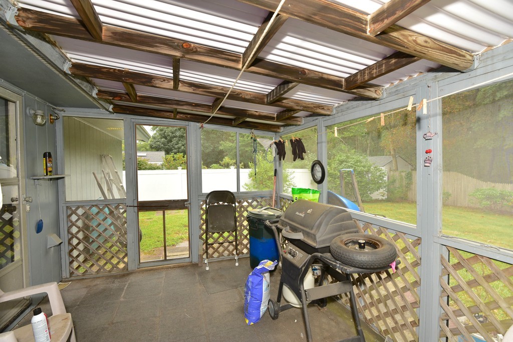 7 Brownlea Road Framingham, MA 01701 - Photo 20 of 30 Gallery Image 20