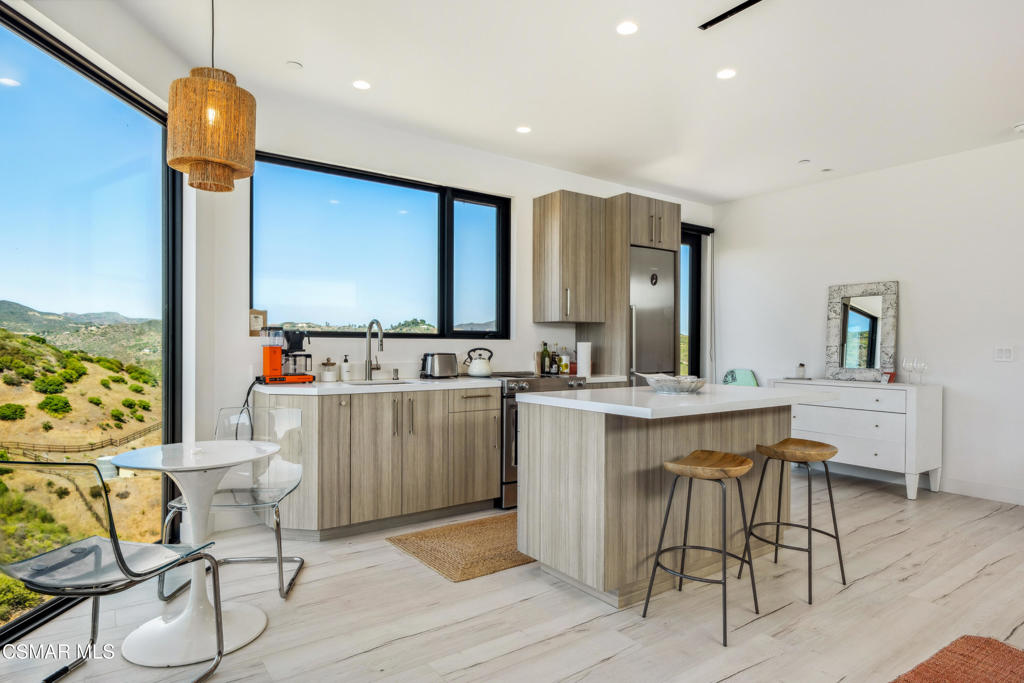 33433 Decker School Road Malibu, CA 90265 - Photo 53 of 64