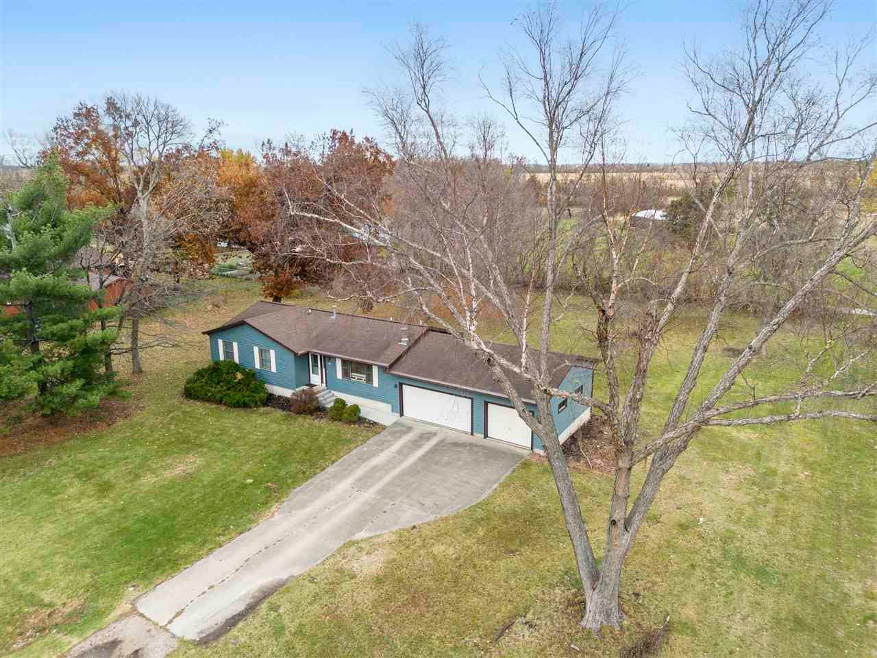 460 Beverly Street Robins, IA 52328 - Photo 2 of 47 Gallery Image 2