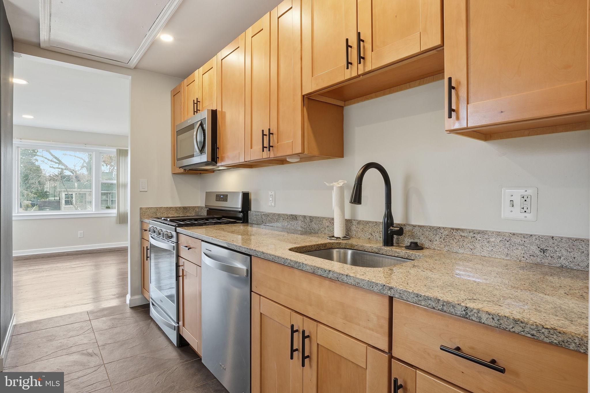 1306 Abbott Road Rockville, MD 20851 - Photo 9 of 28