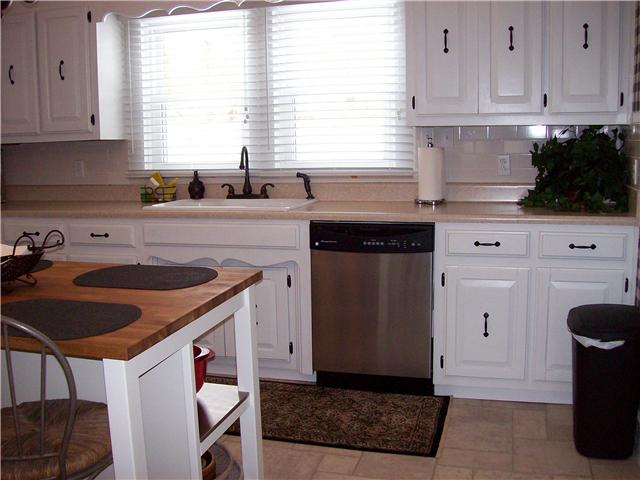 558 Grinder Creek Road Hohenwald, TN 38462 - Photo 4 of 20 Gallery Image 4