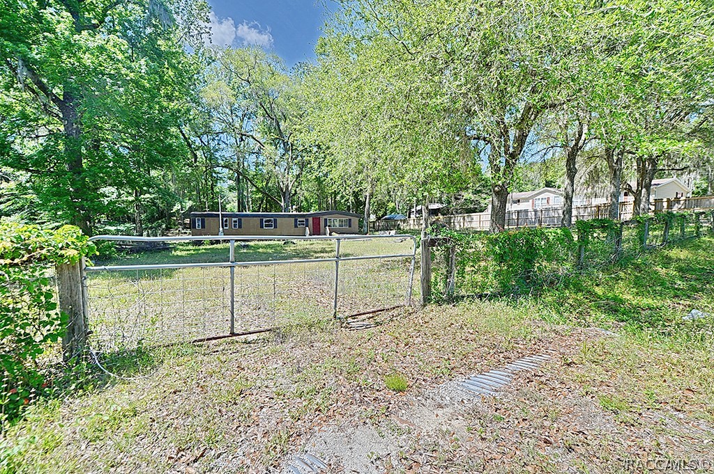 5332 East South Crossing Court Inverness, FL 34452 - Photo 17 of 19