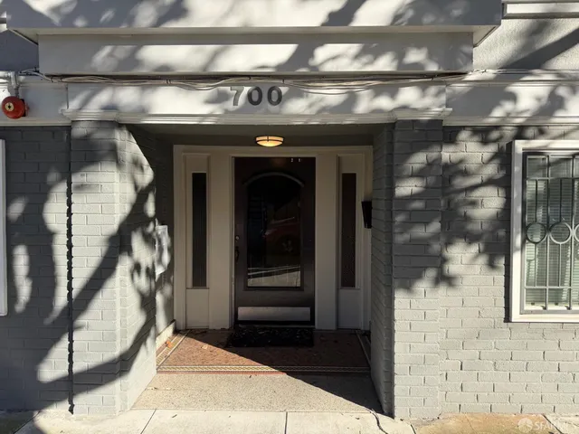 a view of a garage door