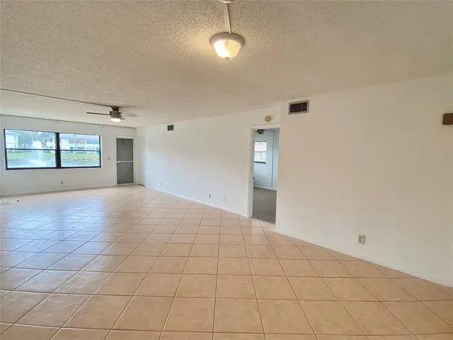 $2,000 | 3122 Southwest 20th Terrace, Unit 25B1, Delray Beach, FL 33445