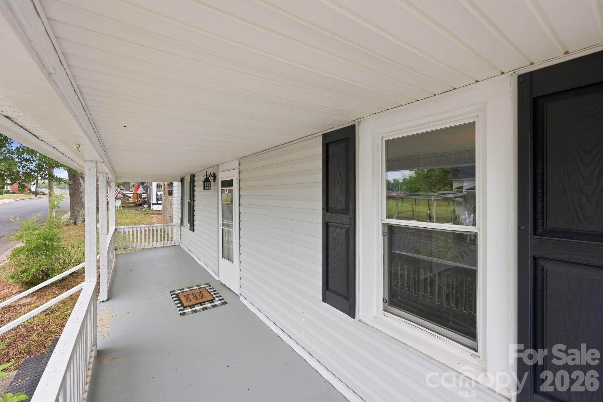 904 Mill Street Albemarle, NC 28001 - Photo 3 of 33