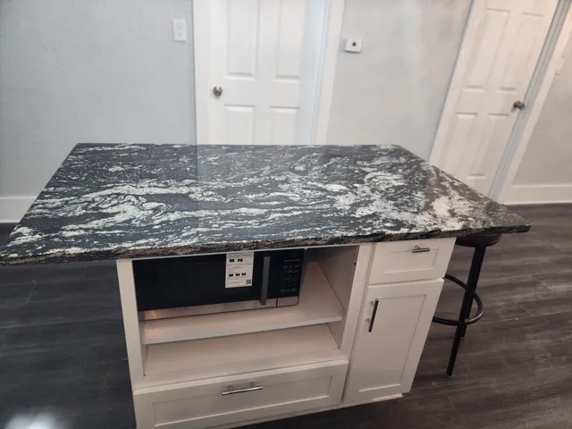 $239,700 | 6205 32nd Avenue, Kenosha, WI 53142