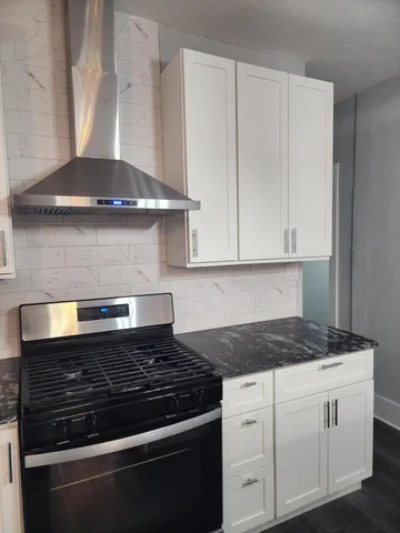 $239,700 | 6205 32nd Avenue, Kenosha, WI 53142