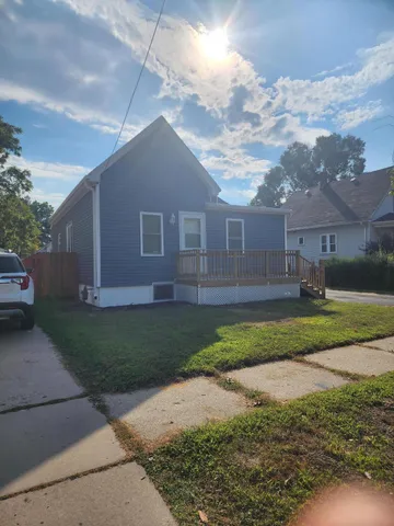 $239,700 | 6205 32nd Avenue, Kenosha, WI 53142