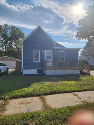 $239,700 | 6205 32nd Avenue, Kenosha, WI 53142