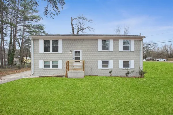 $239,900 | 216 Scarsdale Drive, Riverdale, GA 30274