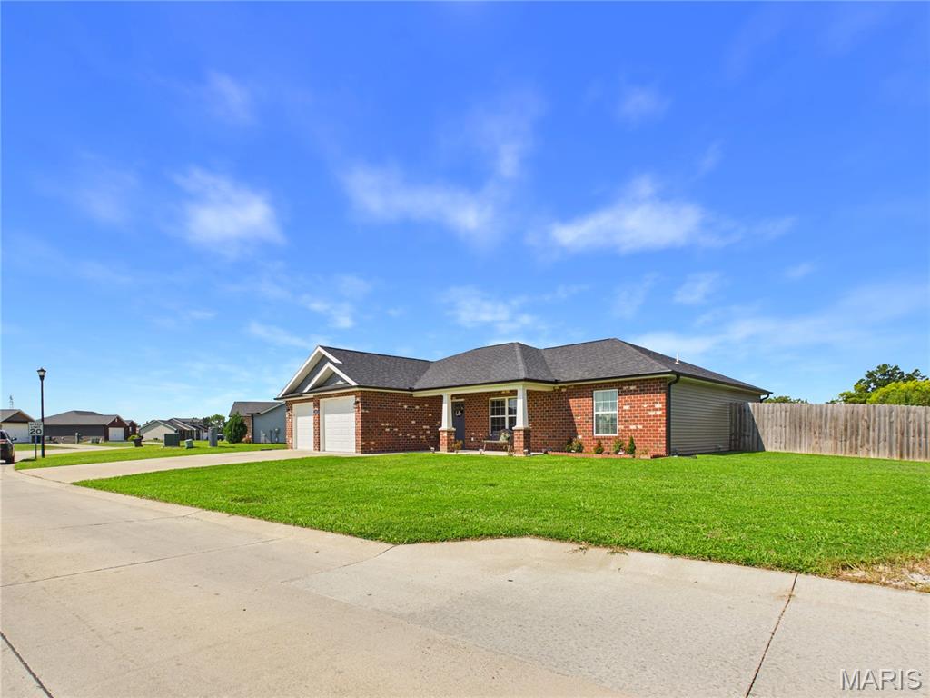 124 Fraser Ridge Jackson, MO 63755 - Photo 4 of 43 Gallery Image 4