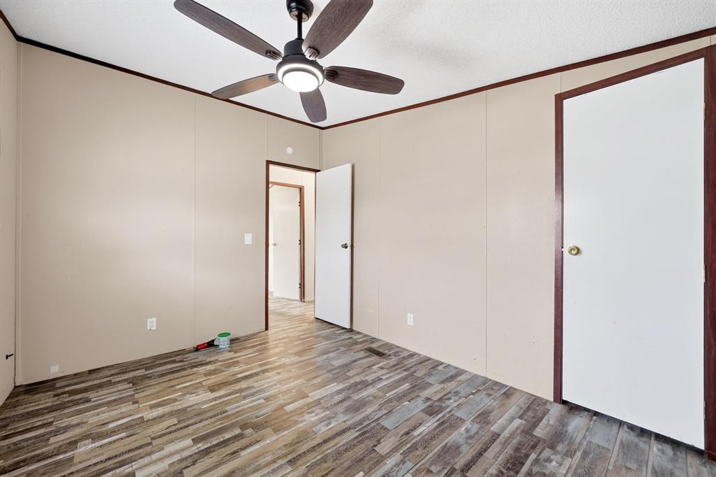929 West Sterrett Road Waxahachie, TX 75167 - Photo 29 of 40