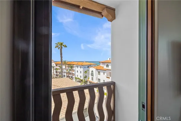 $3,395,000 | 405 Arenoso Lane, Unit B, San Clemente, CA 92672