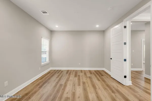 $2,550 | 12109 Creole Way, Gulfport, MS 39503