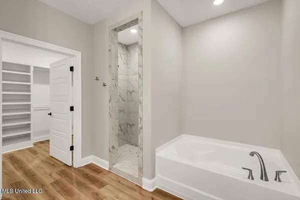 $2,550 | 12109 Creole Way, Gulfport, MS 39503