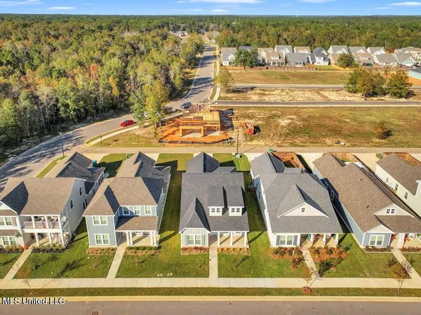 $2,550 | 12109 Creole Way, Gulfport, MS 39503