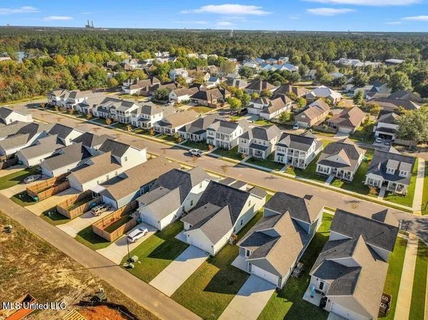 $2,550 | 12109 Creole Way, Gulfport, MS 39503